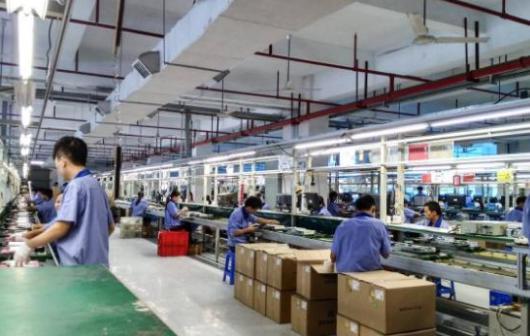 小學(xué)學(xué)歷如何經(jīng)營公司 他不僅有800多名員工,還成立了工廠